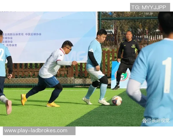 足球近况分析:各大联赛战况回顾与未来走势展望